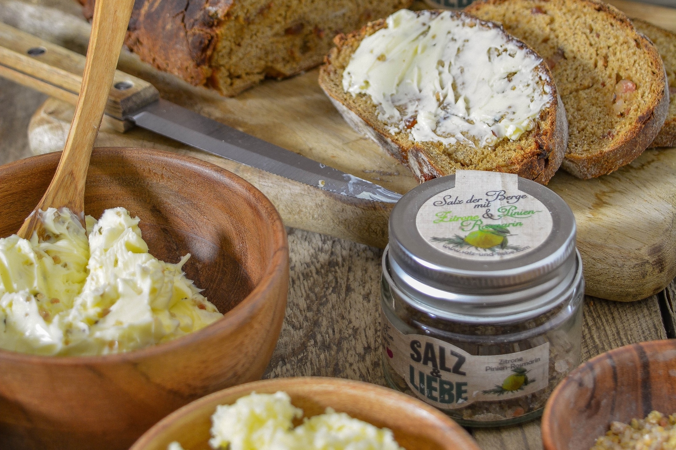 Selbstgemachte Butter mit Salz&amp;Liebe - Salz und Liebe