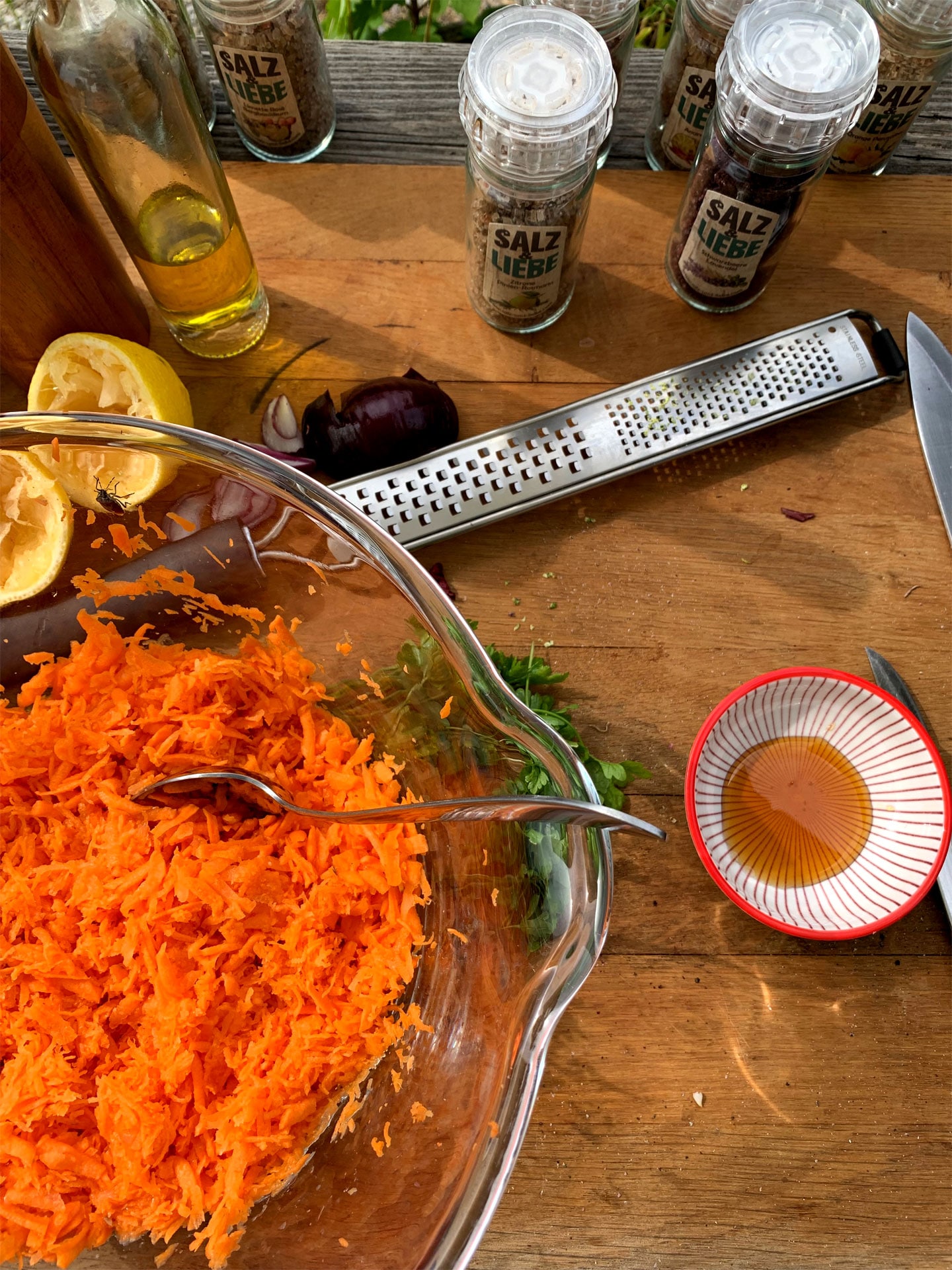 Schneller Karottensalat mit Zitrone - Salz und Liebe